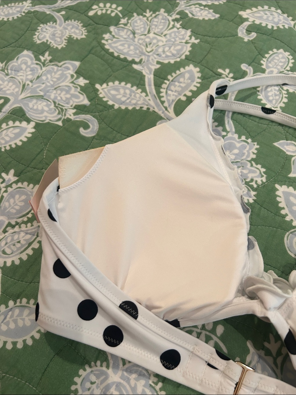 Victoria's Secret White Bikini Top with Black Polka Dots NWT - Picture 6 of 7
